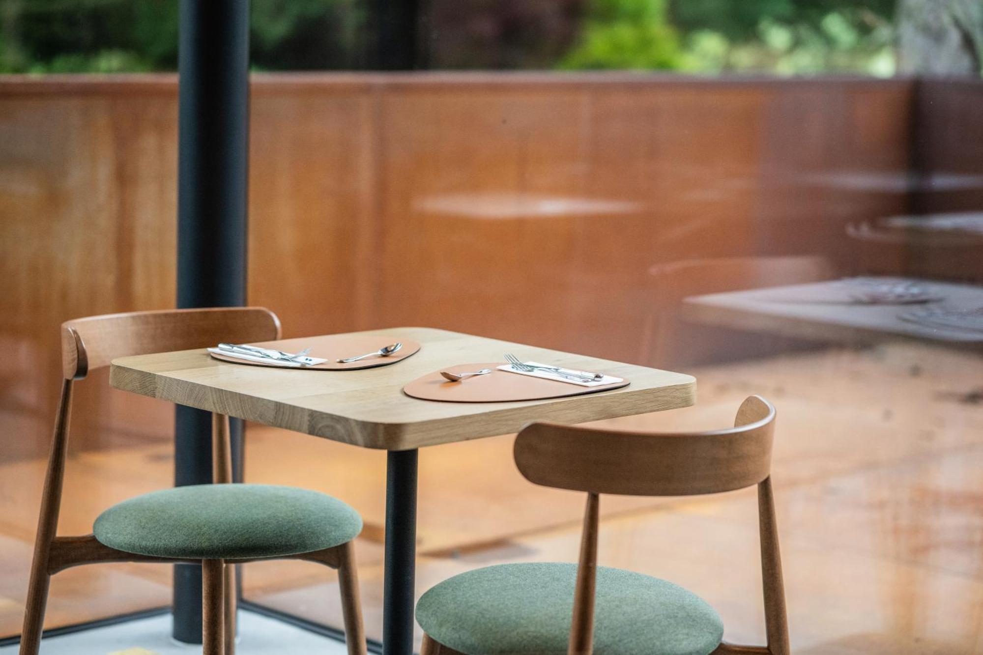 Hostellerie La Claire Fontaine, Logis Hotels & Spa Hotel