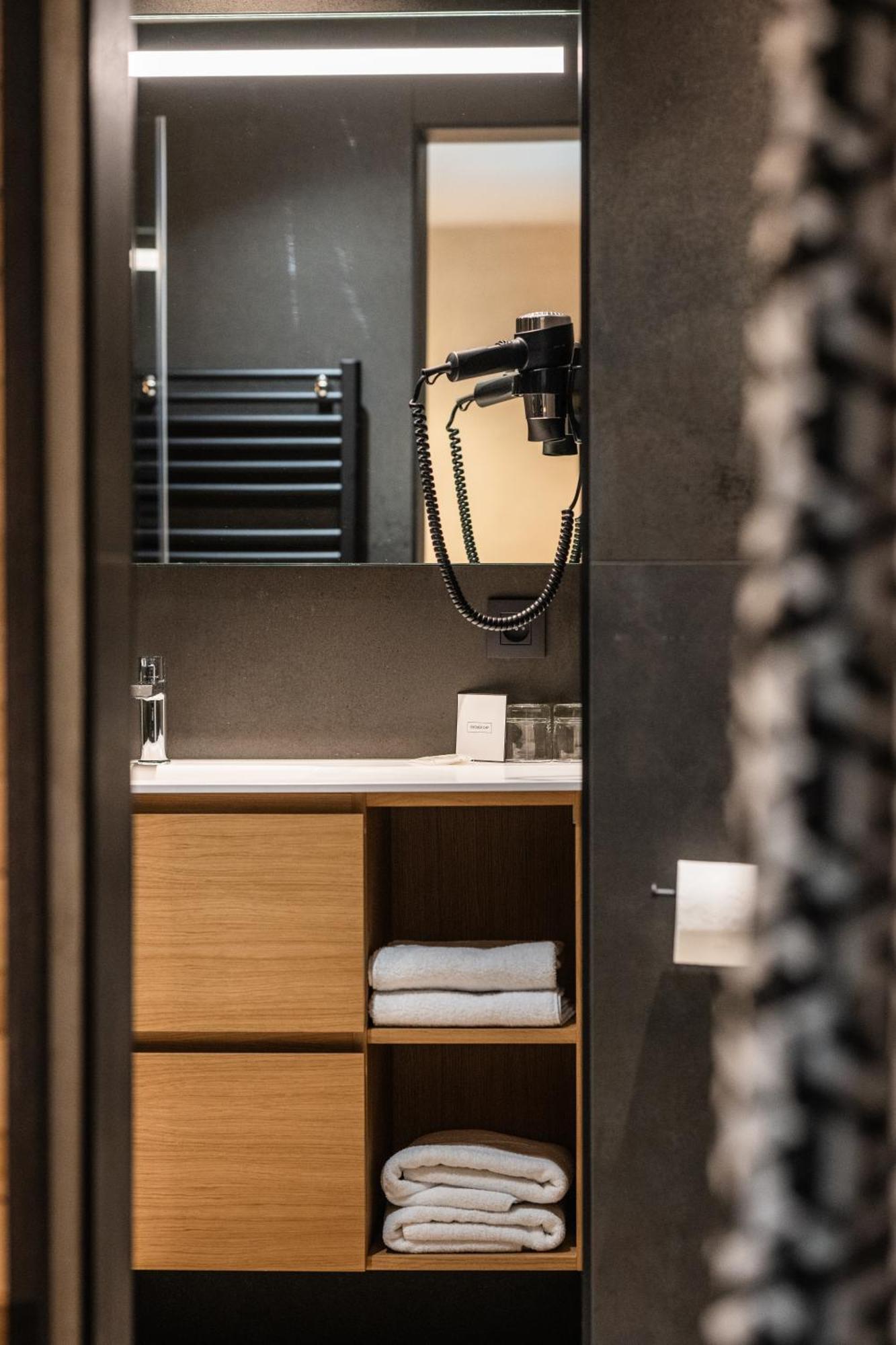 Hotel Hostellerie La Claire Fontaine, Logis Hotels & Spa La Roche-en-Ardenne