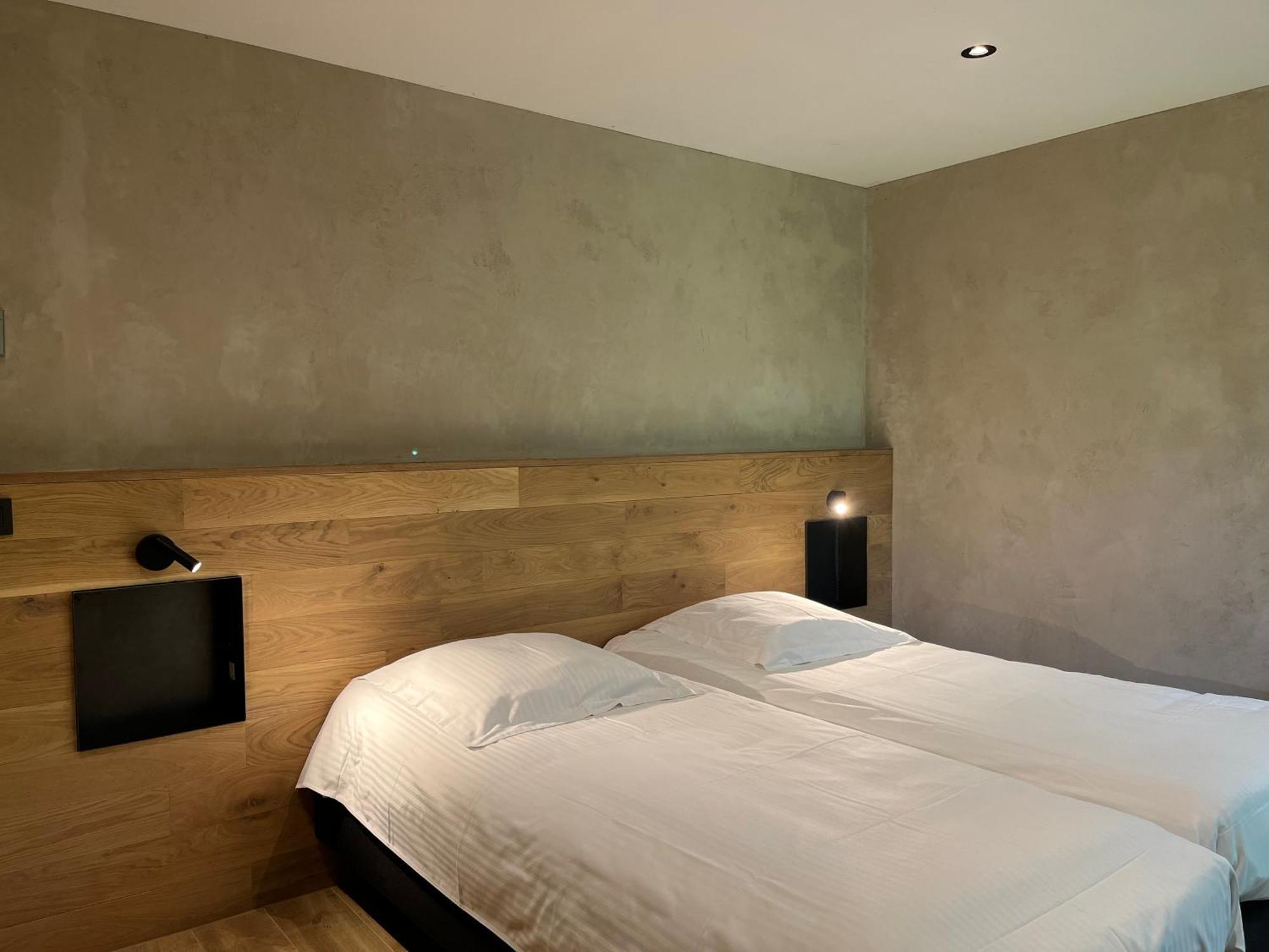 Hostellerie La Claire Fontaine, Logis Hotels & Spa Hotel 4*