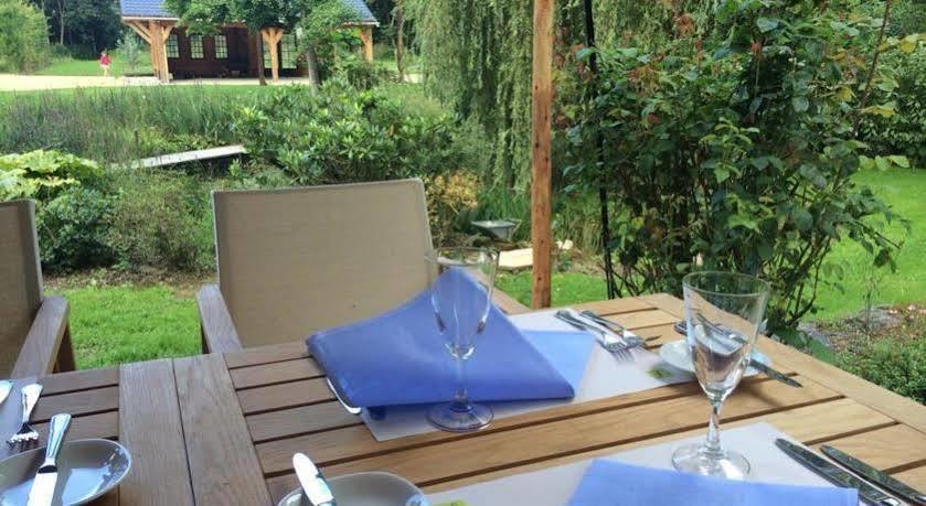Logis De La Claire Fontaine 4*